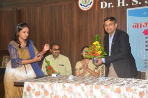 rheumatologist in nashik | sandhivata upchar in nashik | Dr. Praveen Jadhav
